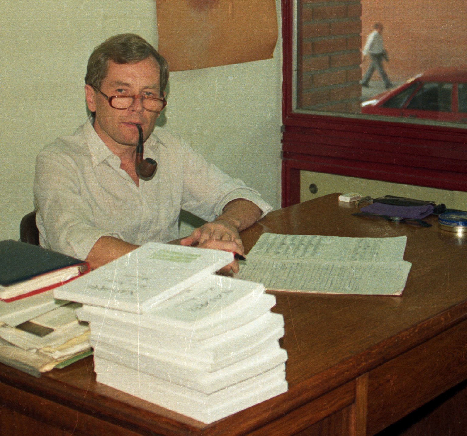 G. Huseby (1991, en el INM, sede Piedras)